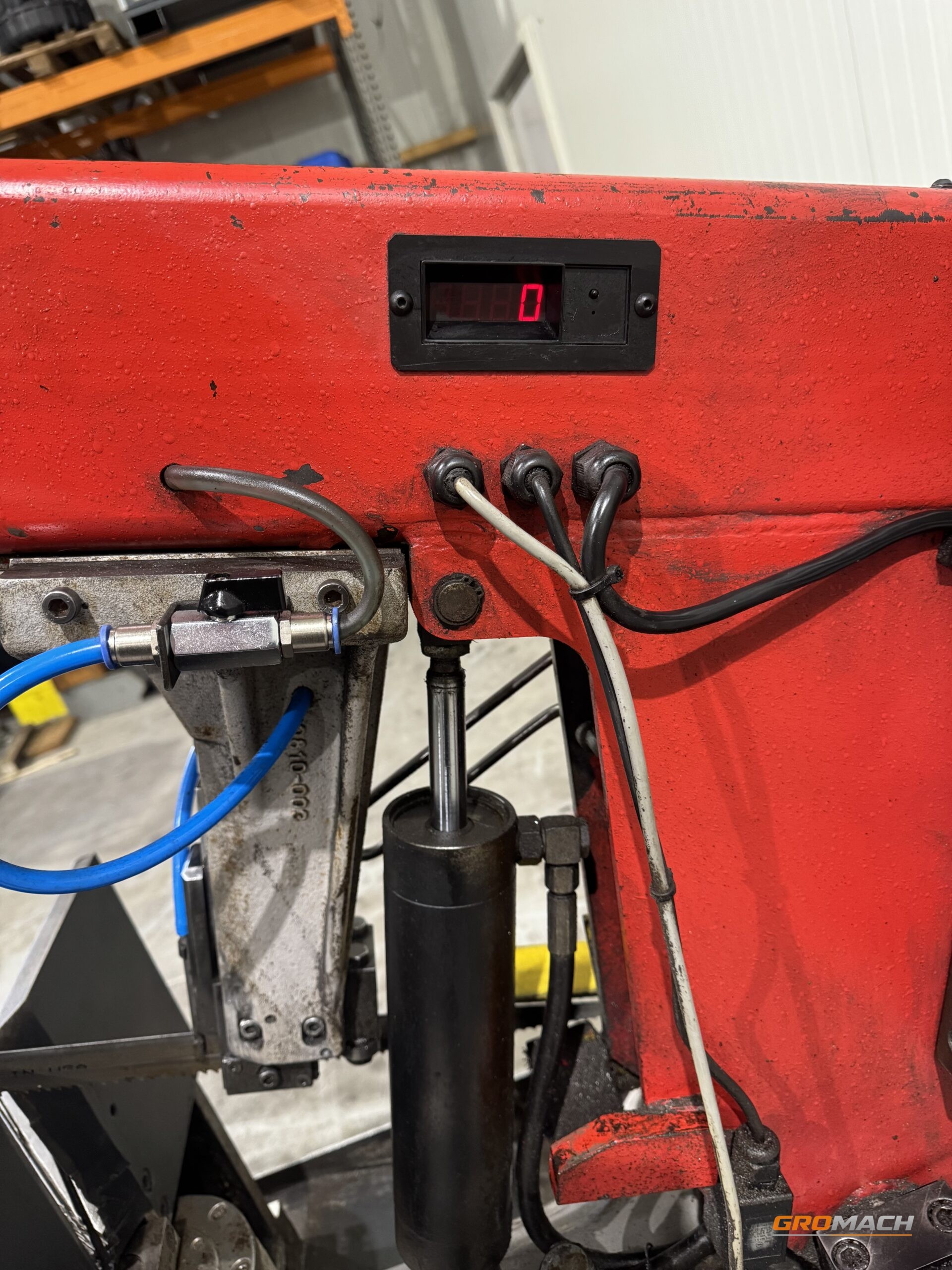 bomar stg 330 dg bandzaagmachine