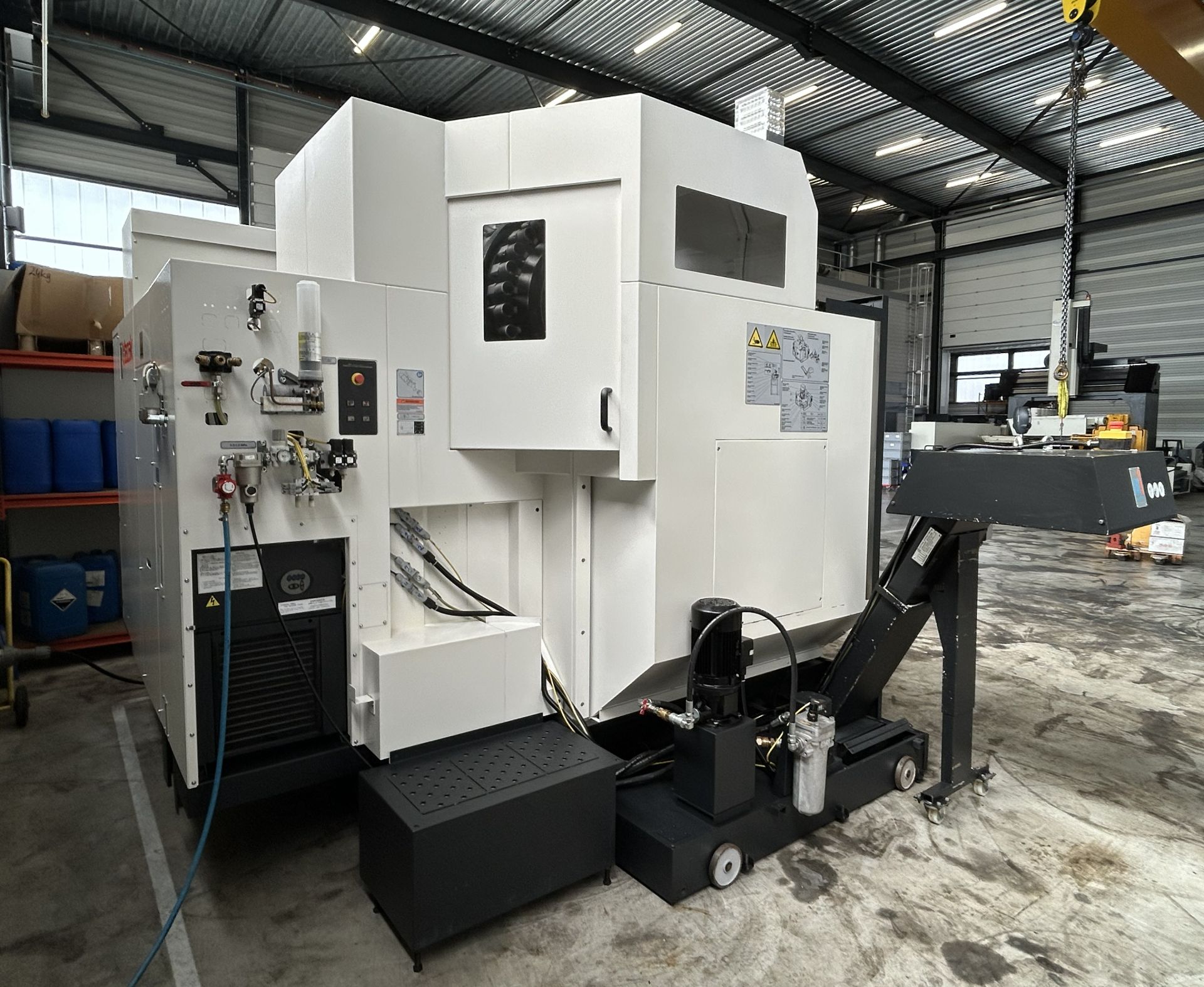 mazak vcn 530c + kitagawa mr 200