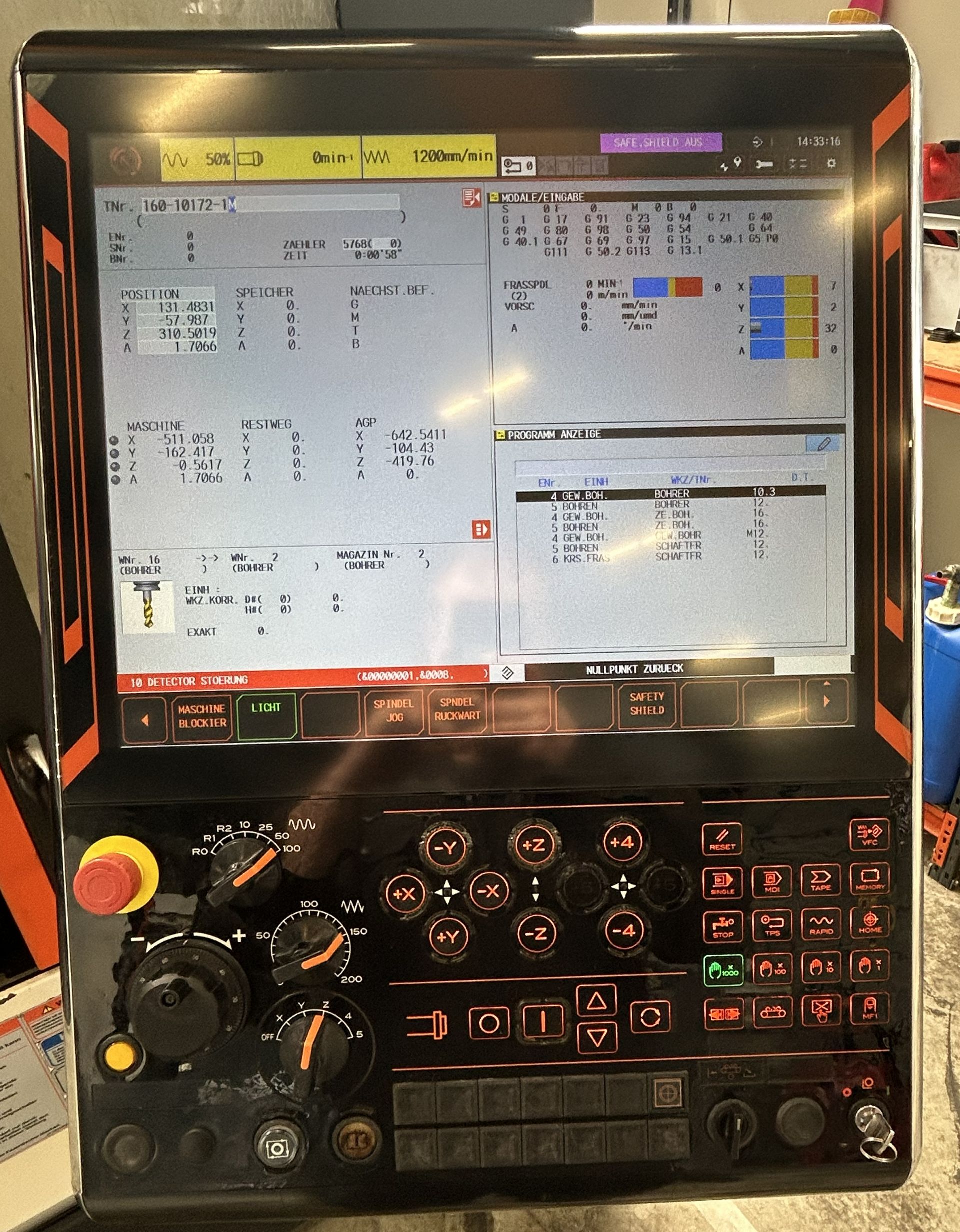 mazak vcn 530c + kitagawa mr 200