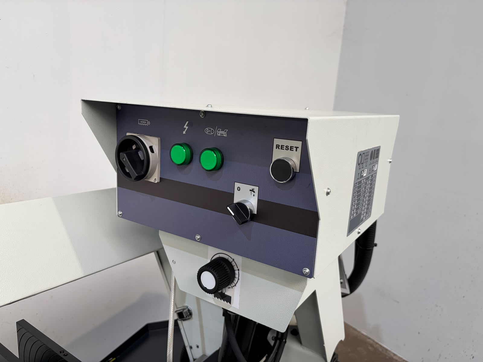 pegas gonda 300x320 gh lr